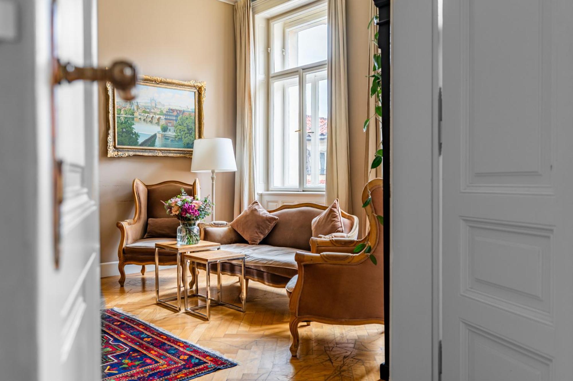 Appart hôtel Malostranska 4*